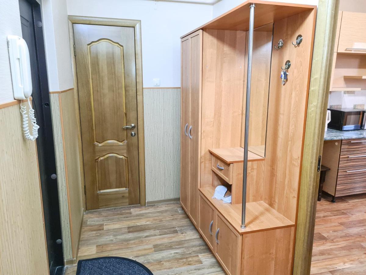 Апартаменты На Улице Розыбакиева, 103 Alma-Ata Exteriör bild